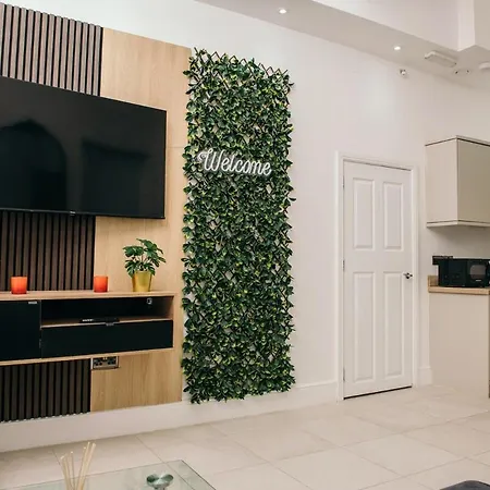 Luxury 1-bed Centre Apartment Bradford (West Yorkshire)