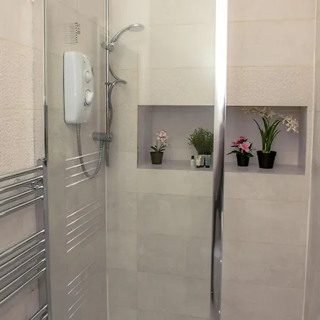 Luxury 1-Bed Bradford Centre