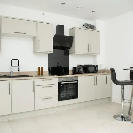 Luxury 1-bed Centre Apartment Bradford (West Yorkshire)