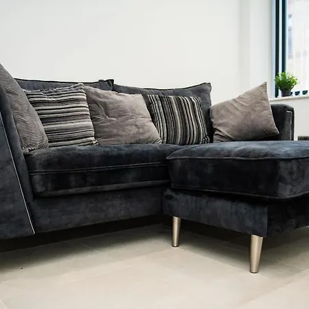 Luxury 1-bed Centre Apartment *