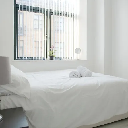 Luxury 1-bed Centre *