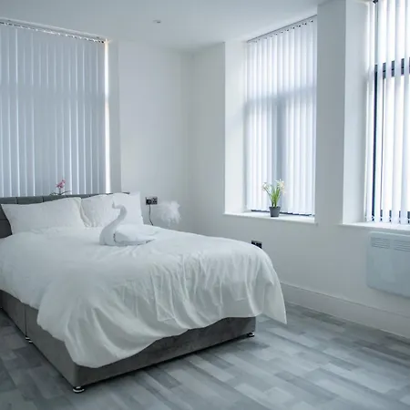 Luxury 1-bed Centre *