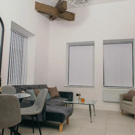 Luxury 1-bed Centre *