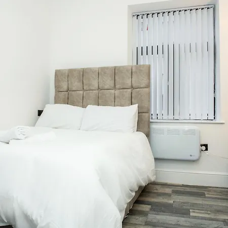 Luxury 1-bed Centre Bradford (West Yorkshire)