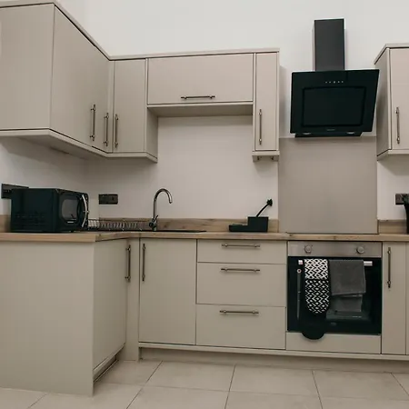 Luxury 1-bed Centre Apartment